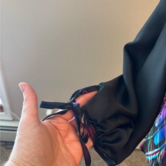 Bisou Bisou Abstract Print Tunic Blouse Sheer Sleeves Size S - Picture 8 of 9